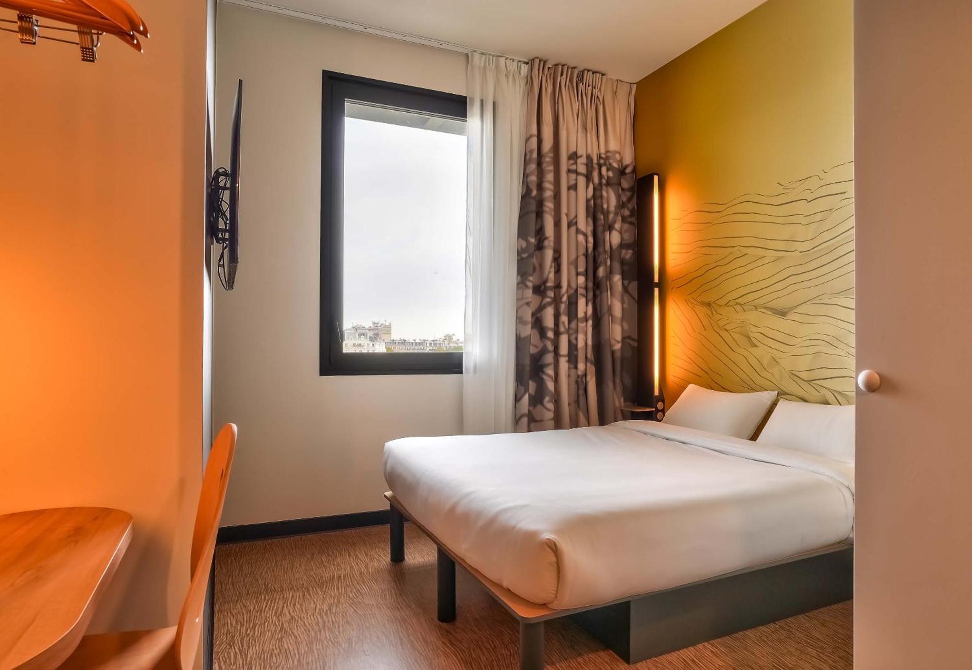 B&B Hotel Paris Porte D'Orleans Montrouge Exteriör bild