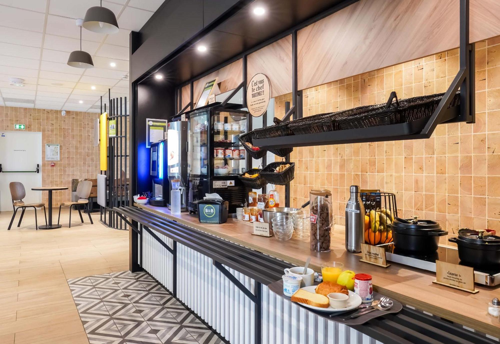 B&B Hotel Paris Porte D'Orleans Montrouge Exteriör bild