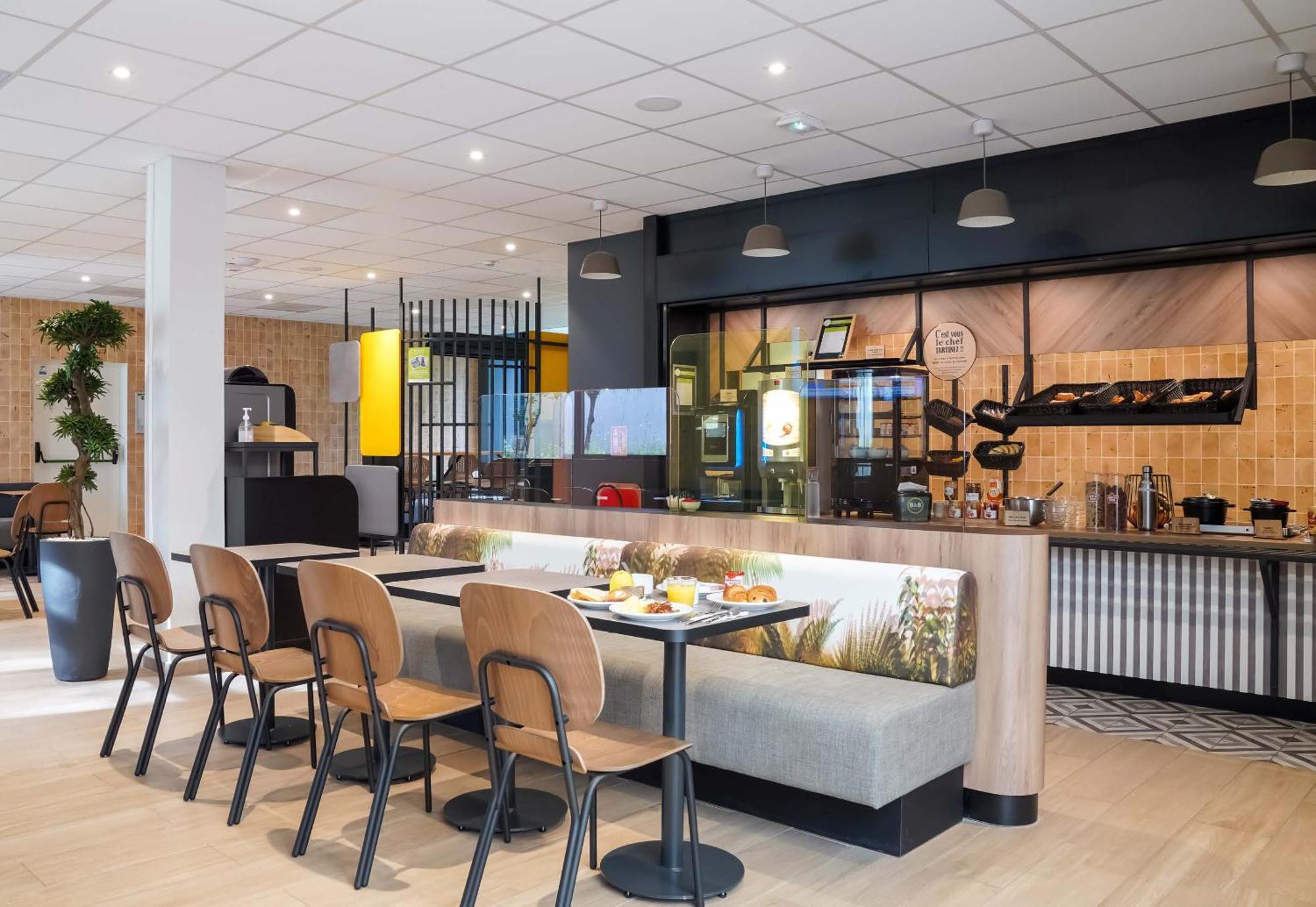 B&B Hotel Paris Porte D'Orleans Montrouge Exteriör bild